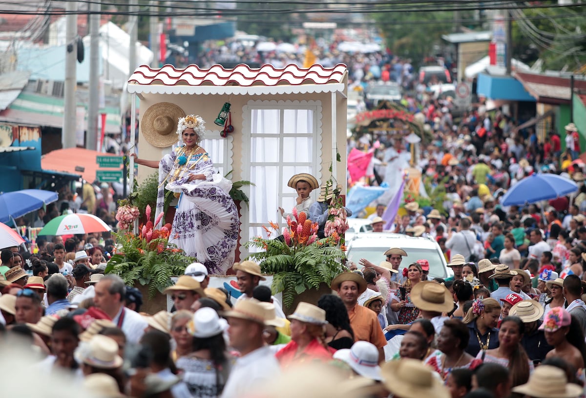 Todo listo para celebrar el Grito de Independencia de la Villa de los Santos