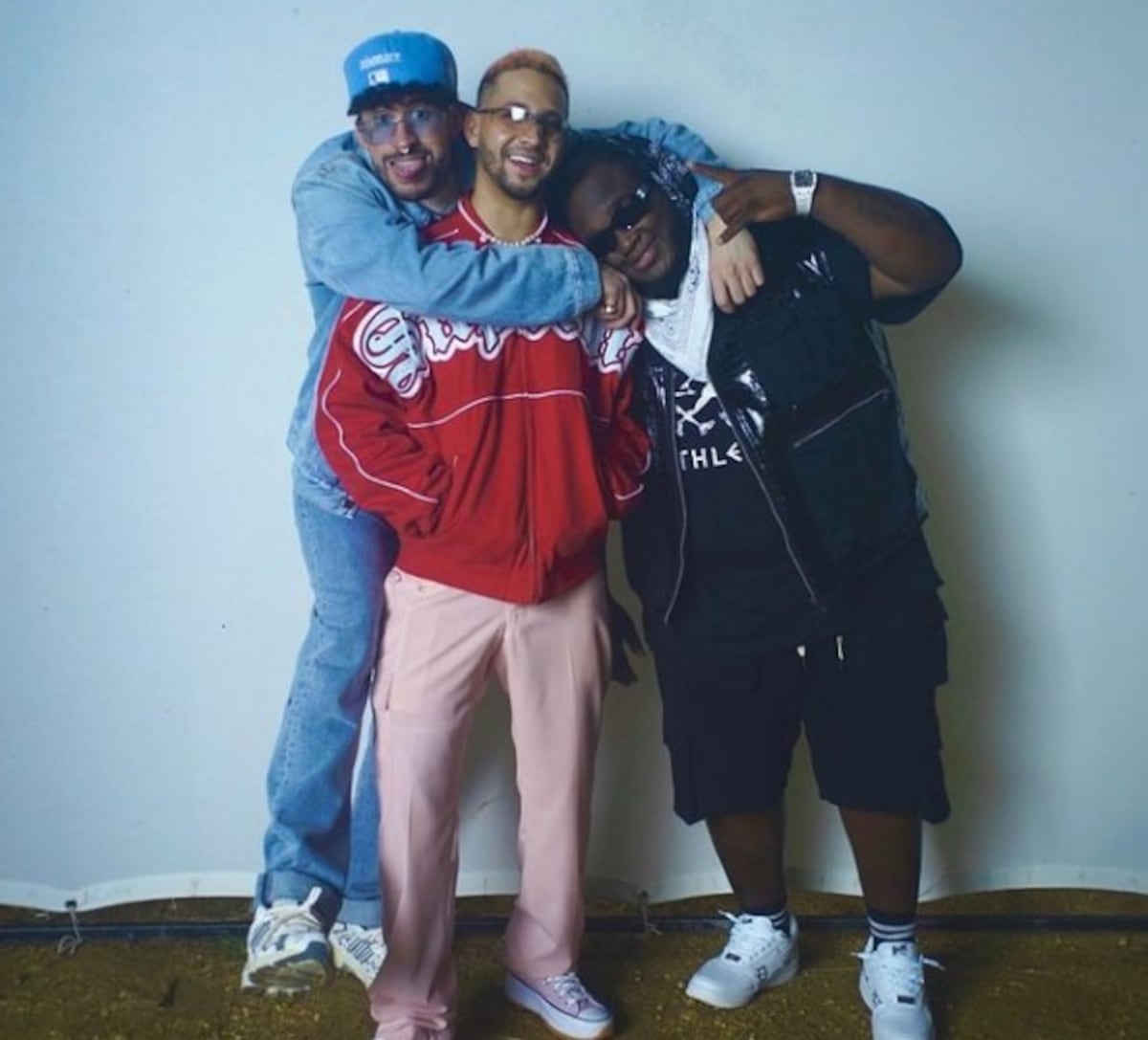 Está volando. Sech se une a Mora y Bad Bunny en remix y se vuelve tendencia mundial