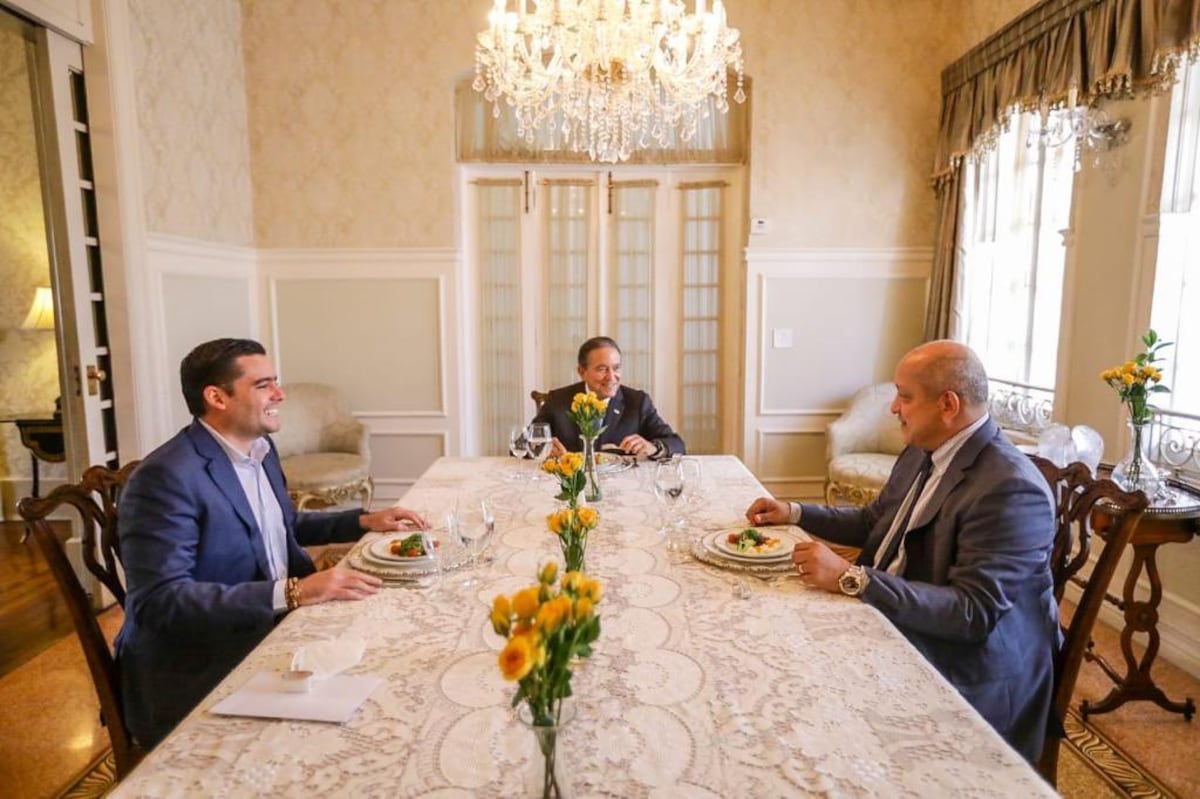 Almuerzan juntos. Cortizo, Carrizo y Adames se reunieron en el Palacio de las Garzas