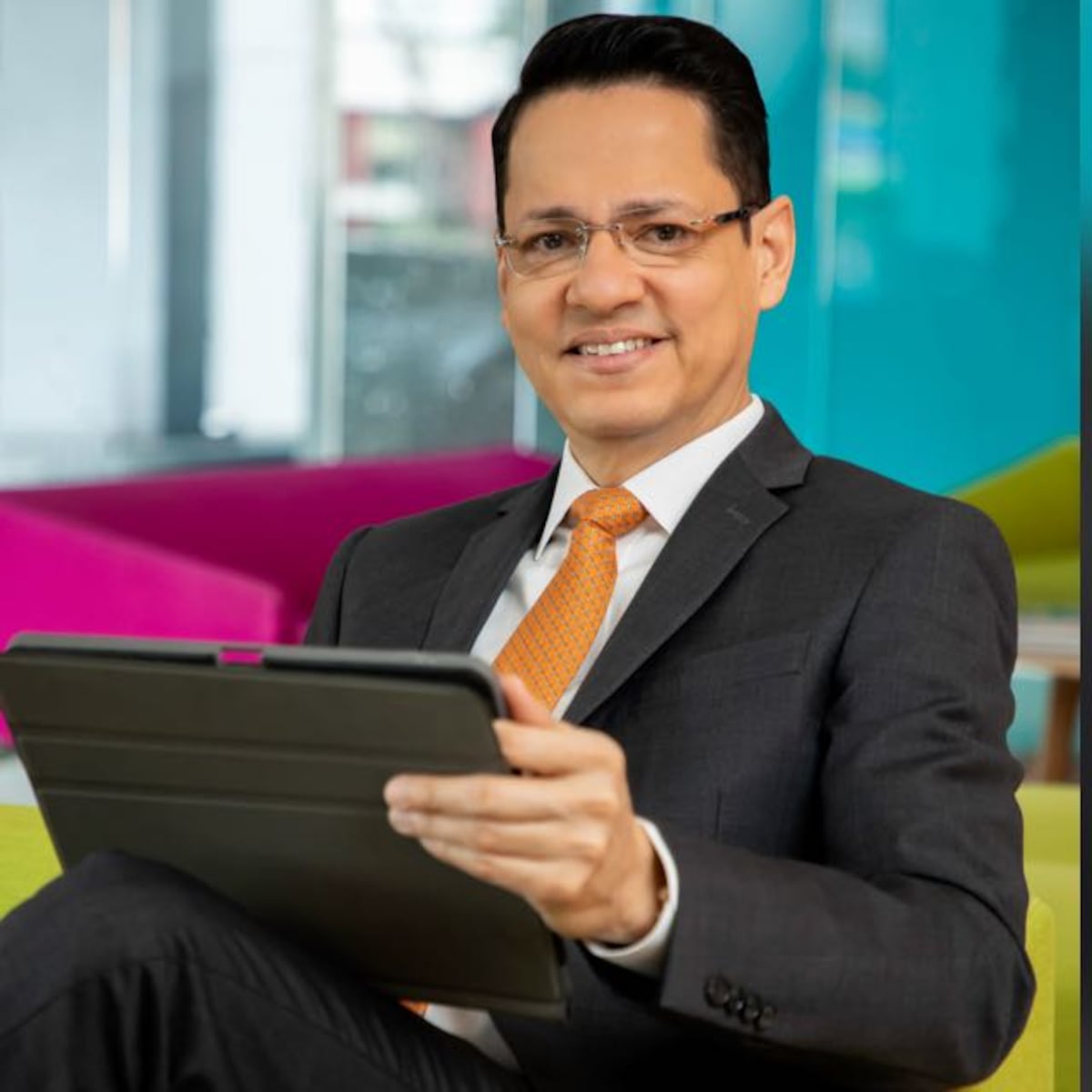 ‘Se acabaron los feriados si alguien por ahí llega a la Presidencia’, dice Álvaro Alvarado . Ajooo