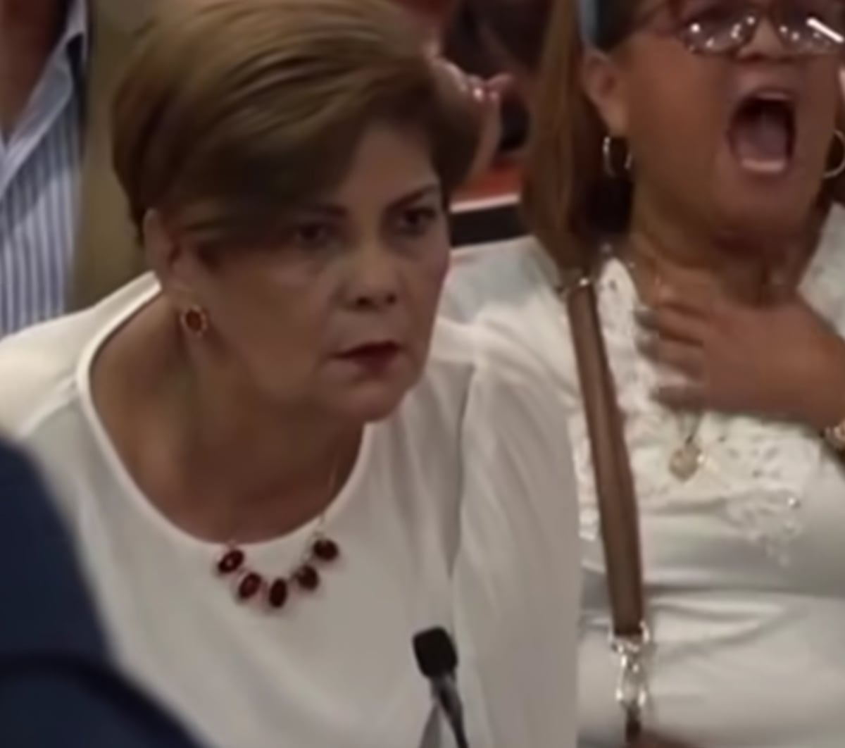 Patio limoso en Arraiján. Tejemeneje entre alcaldesa y representante de Vista Alegre: ‘Ella me va a decir quién es mi esposo’ 