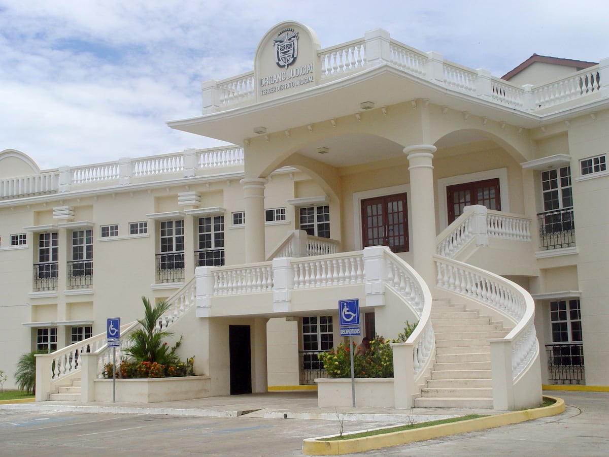 Exrepresentante de San Juan sufre crisis cardiaca en plena audiencia