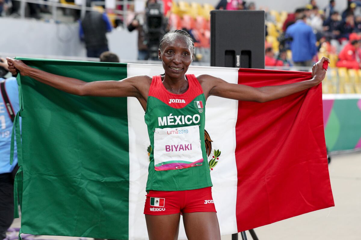 La keniata que se baña en plata para la gloria de México