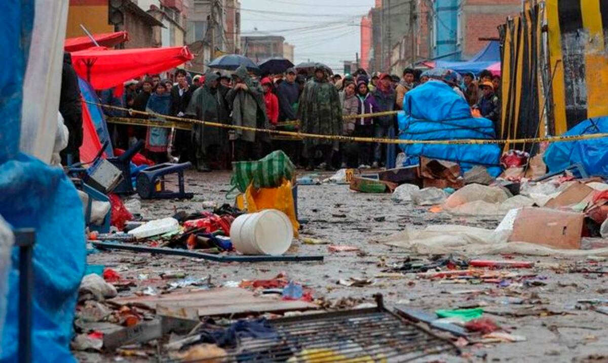 Mueren ocho policías en un ataque con bomba en Kenia