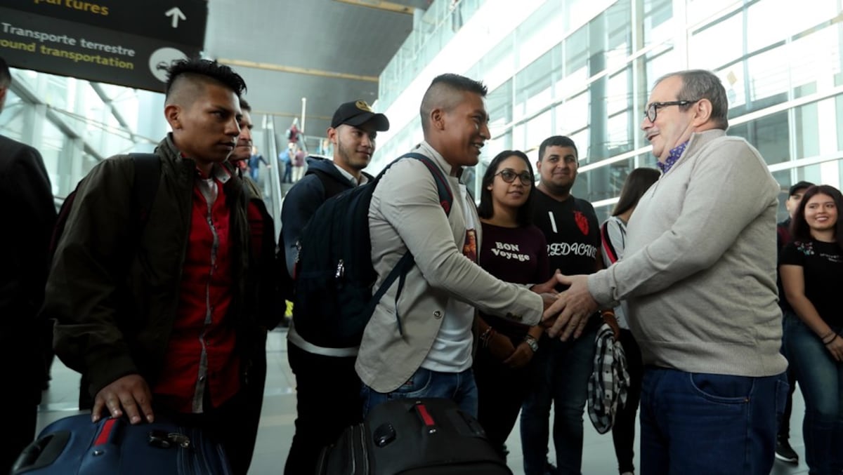 La teleserie 'La Niña' es real, ya que jóvenes guerrilleros estudiarán medicina