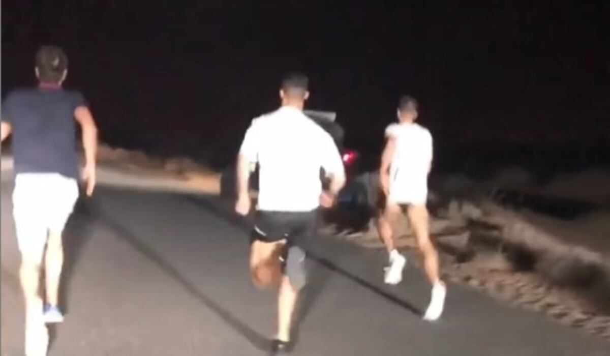 Cristiano Ronaldo inició el año con una carrera nocturna en Dubai