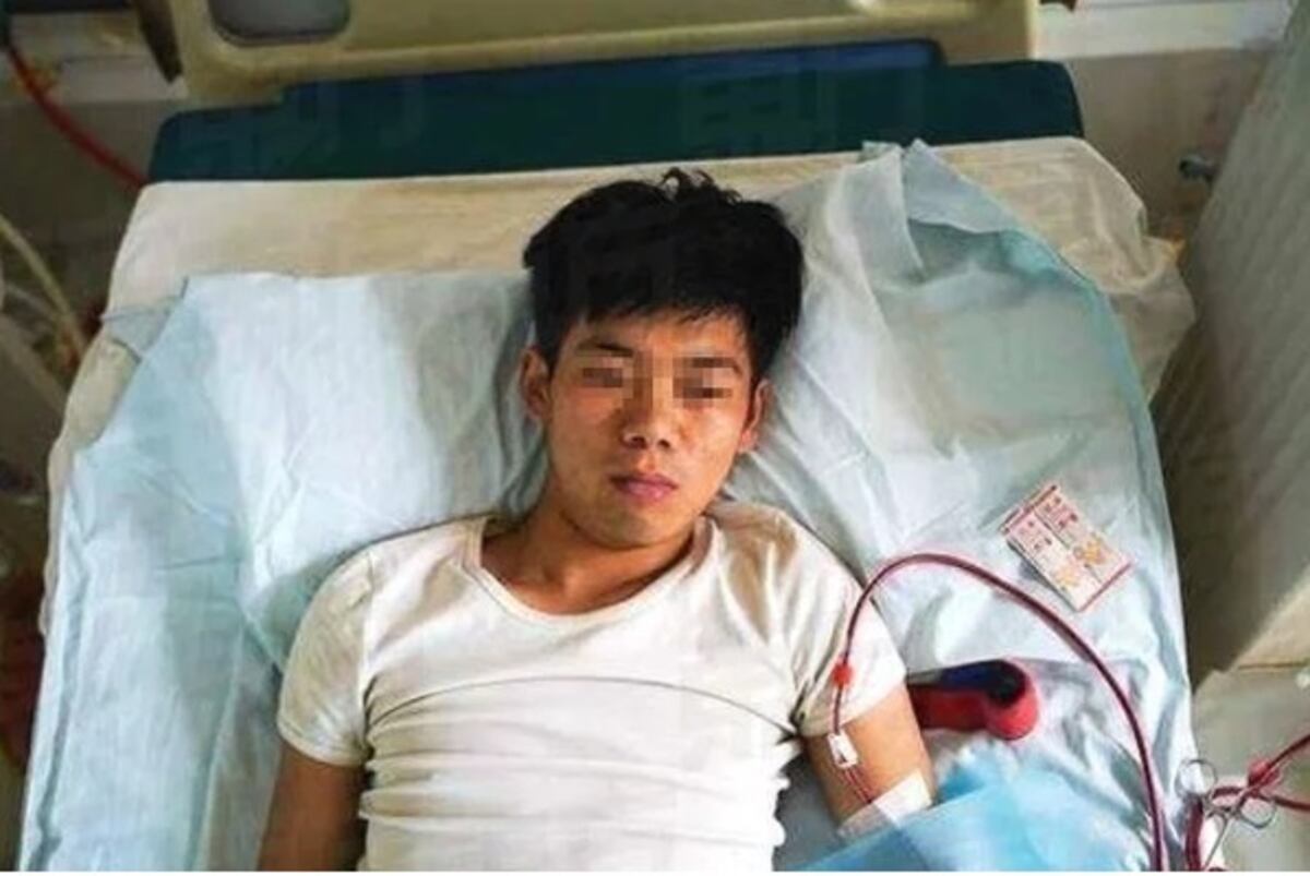Joven que vendió su riñón a cambio de un iPhone ahora necesita diálisis
