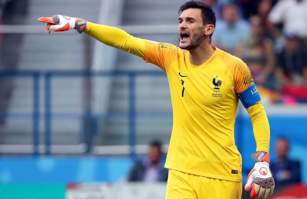 El portero de Francia besó a una libélula en el encuentro contra Uruguay