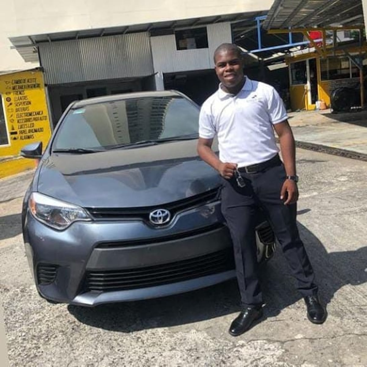 Joven que viajaba en su automóvil junto a un policía recibe ocho puñaladas