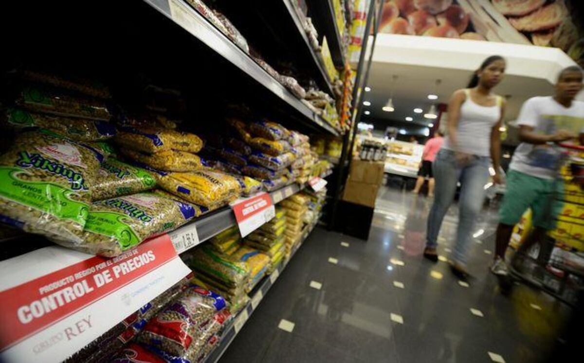 Varela extiende el control de precios de alimentos y explica por qué