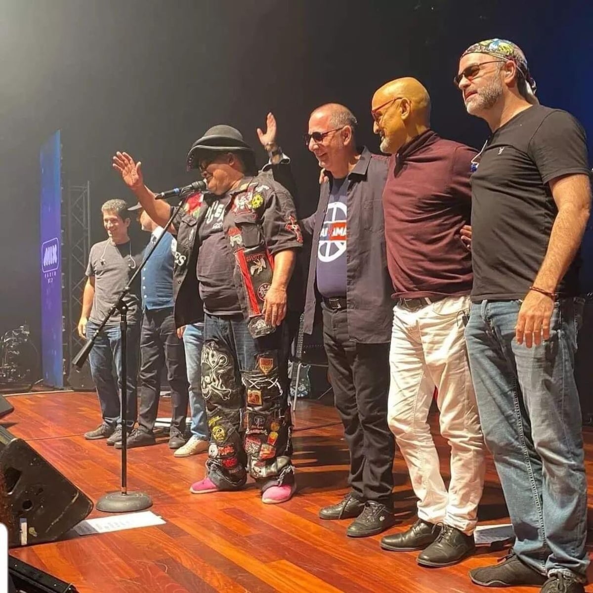 Primicia. ‘Me arriesgué por Océano’. Se le subió la bilirrubina. Fueron 5 las pintas de sangre que le pusieron al locutor Zito Barés. Reveló todo a Mi Diario