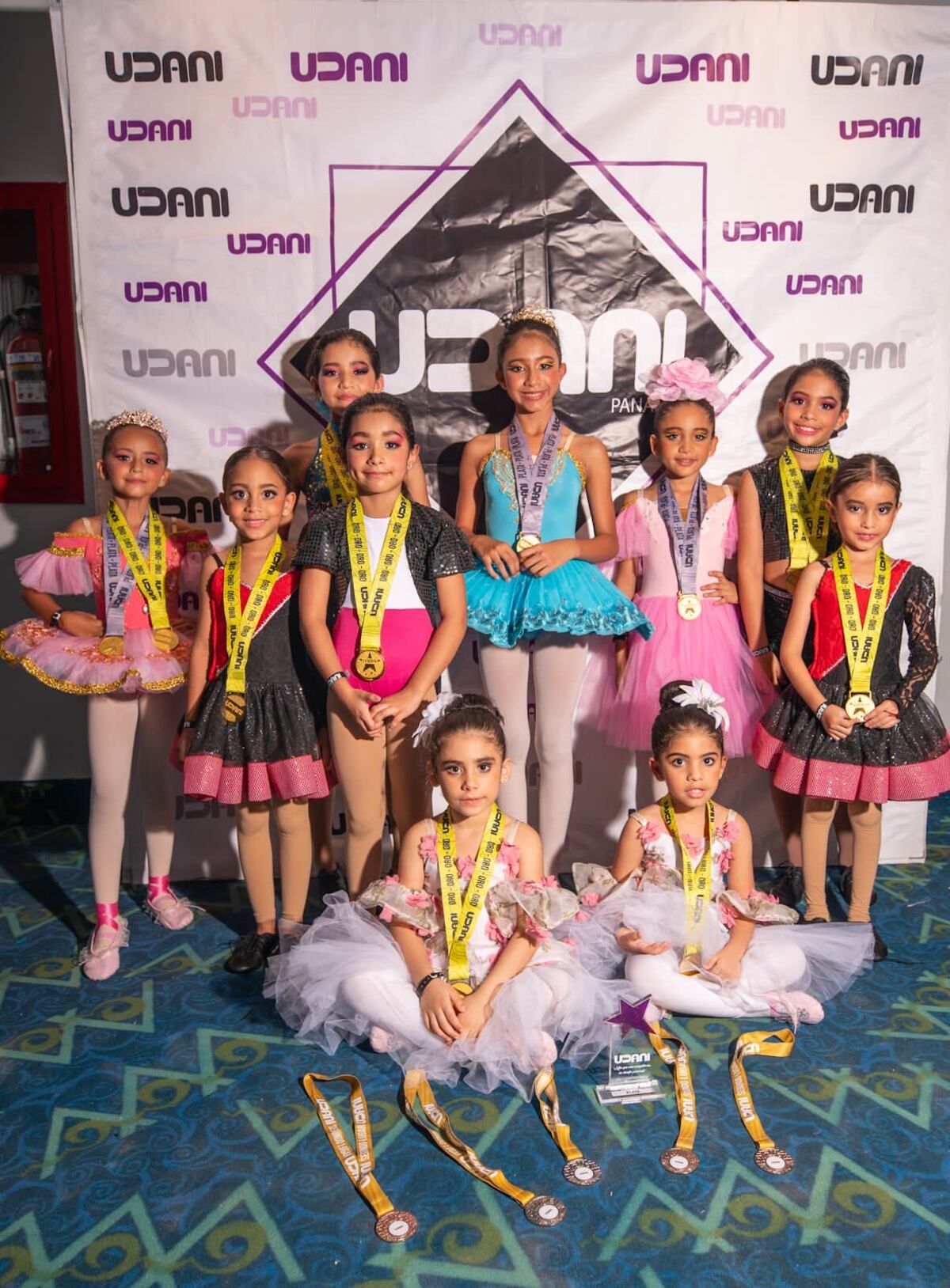 Medallas de oro. Bailarinas de Las Tablas ganan en competencia internacional