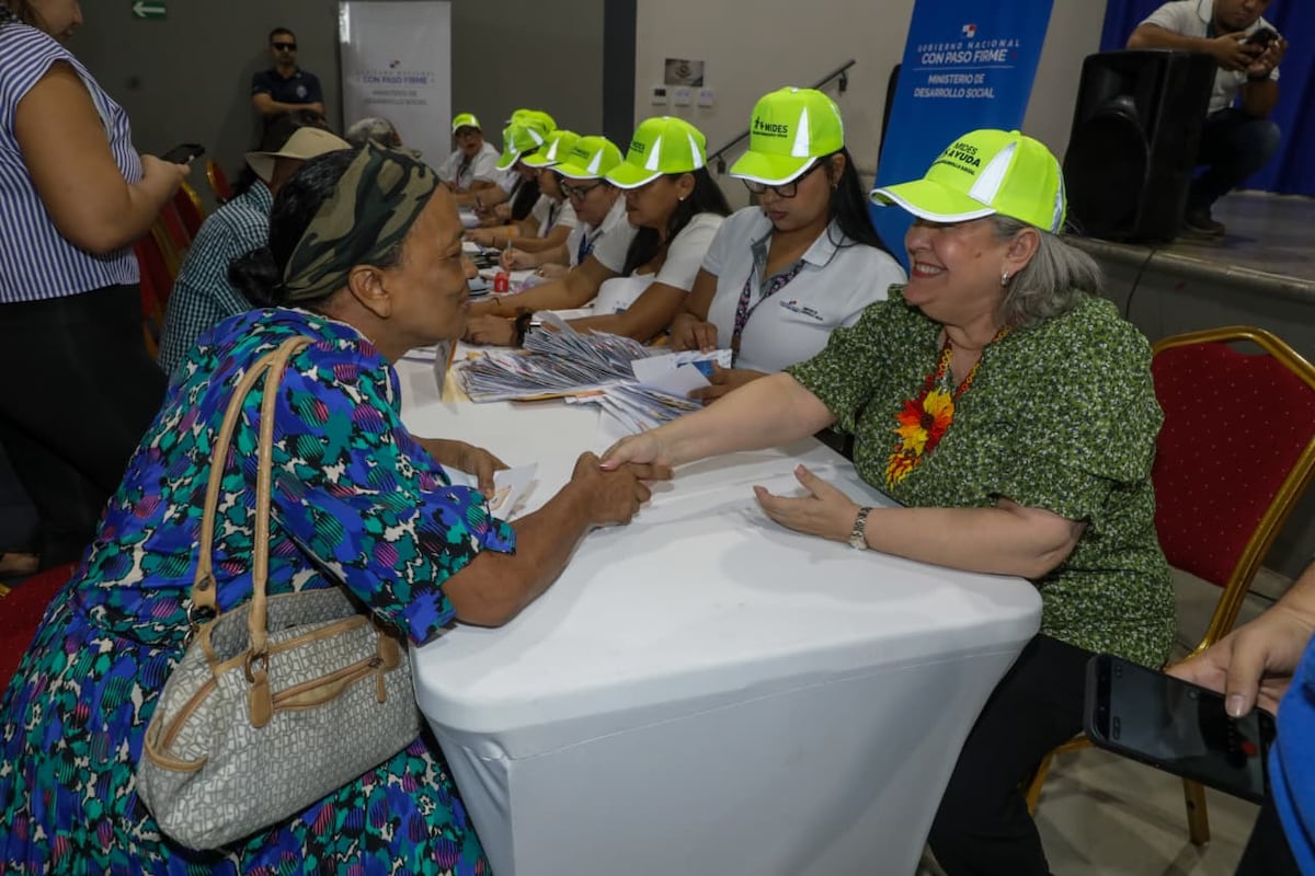 Mides entrega más de 3 mil nuevas Tarjetas Clave Social y anuncia fechas de pago