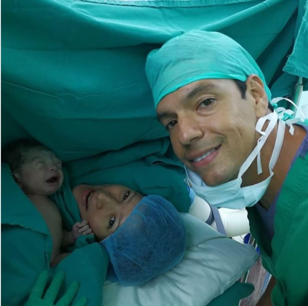 Regalo de vida recibe Roly Sterling en el día del padre: nació su primogénito