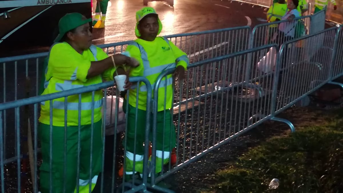 ‘Hormiguitas’ dejan ambas rutas del desfile listas para el 4 de noviembre