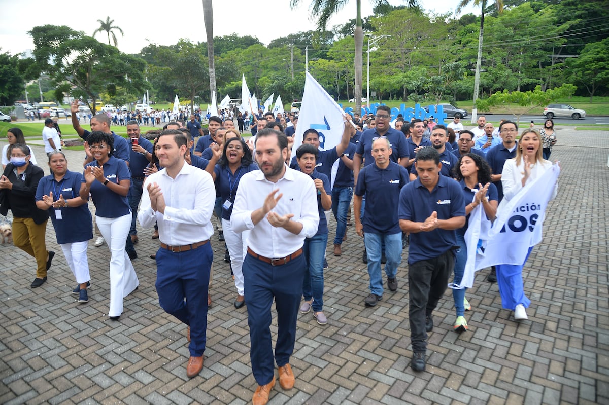 ‘Les ruego que piensen en el futuro’: Juan Diego Vásquez