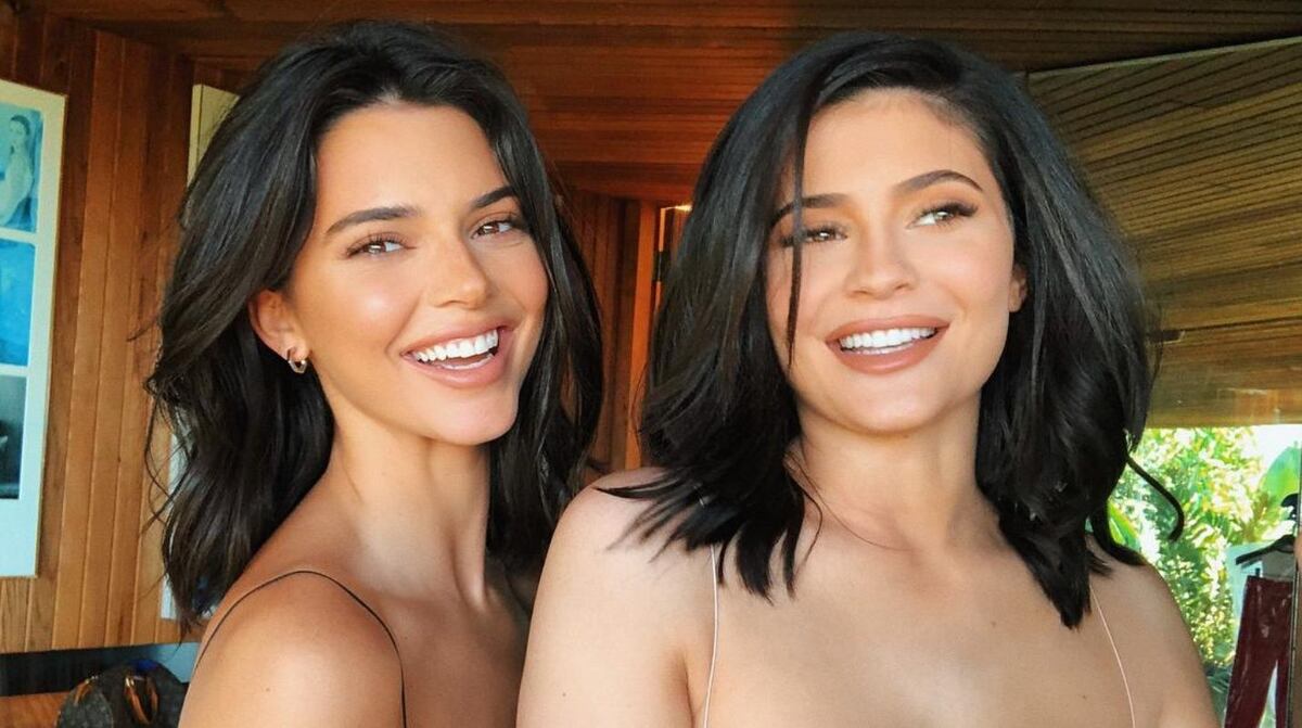 Kendall Jenner habla sobre la envidia que tenía a Kylie Jenner
