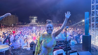 Samy y Sandra llenan Plaza Figali y cierran su tour ‘Noche de despecho’