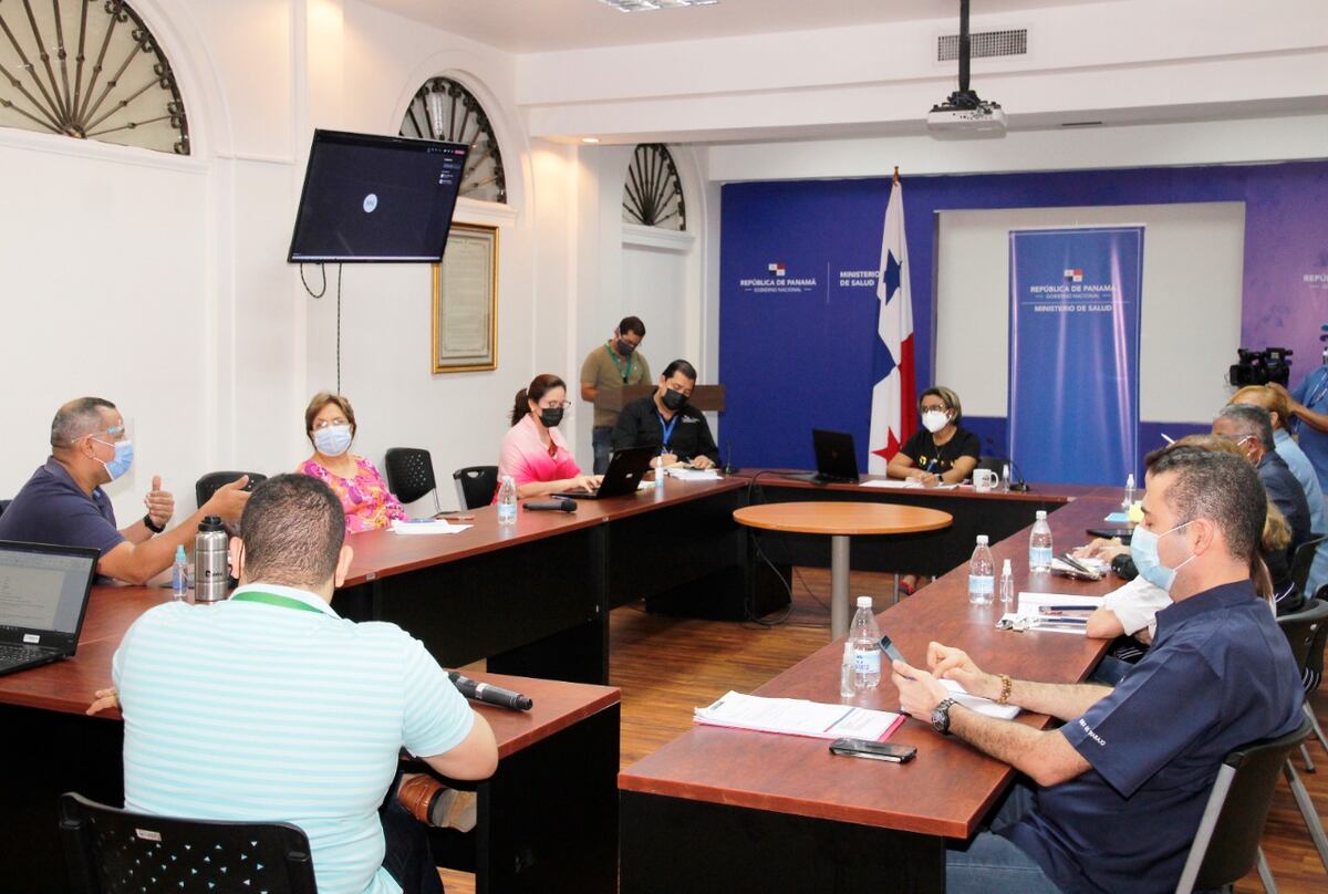 Minsa define la logística para la vacunación de la covid-19