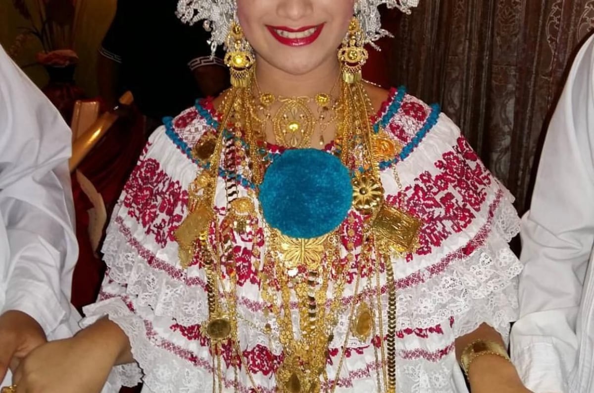 Hurtan prendas de pollera por 50 mil dólares 