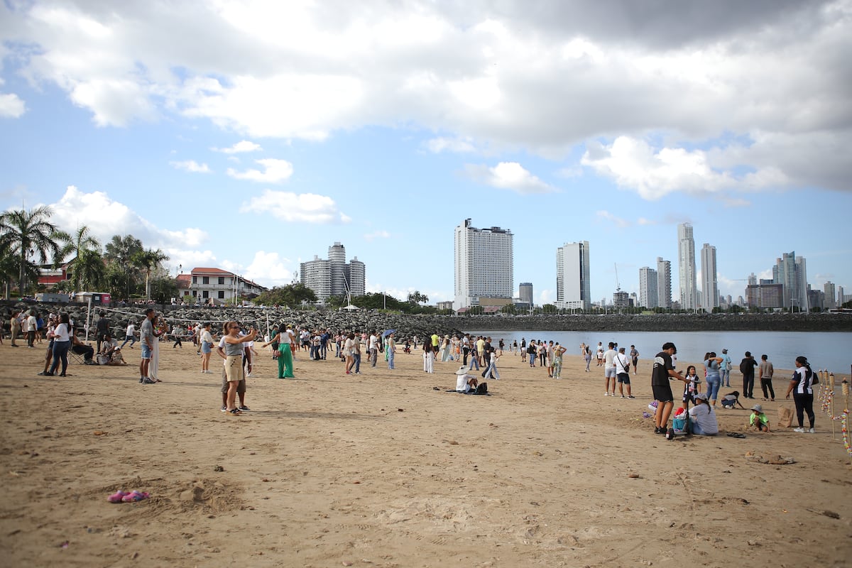 Cambio de playa Prieta desata polémica en el Casco Antiguo