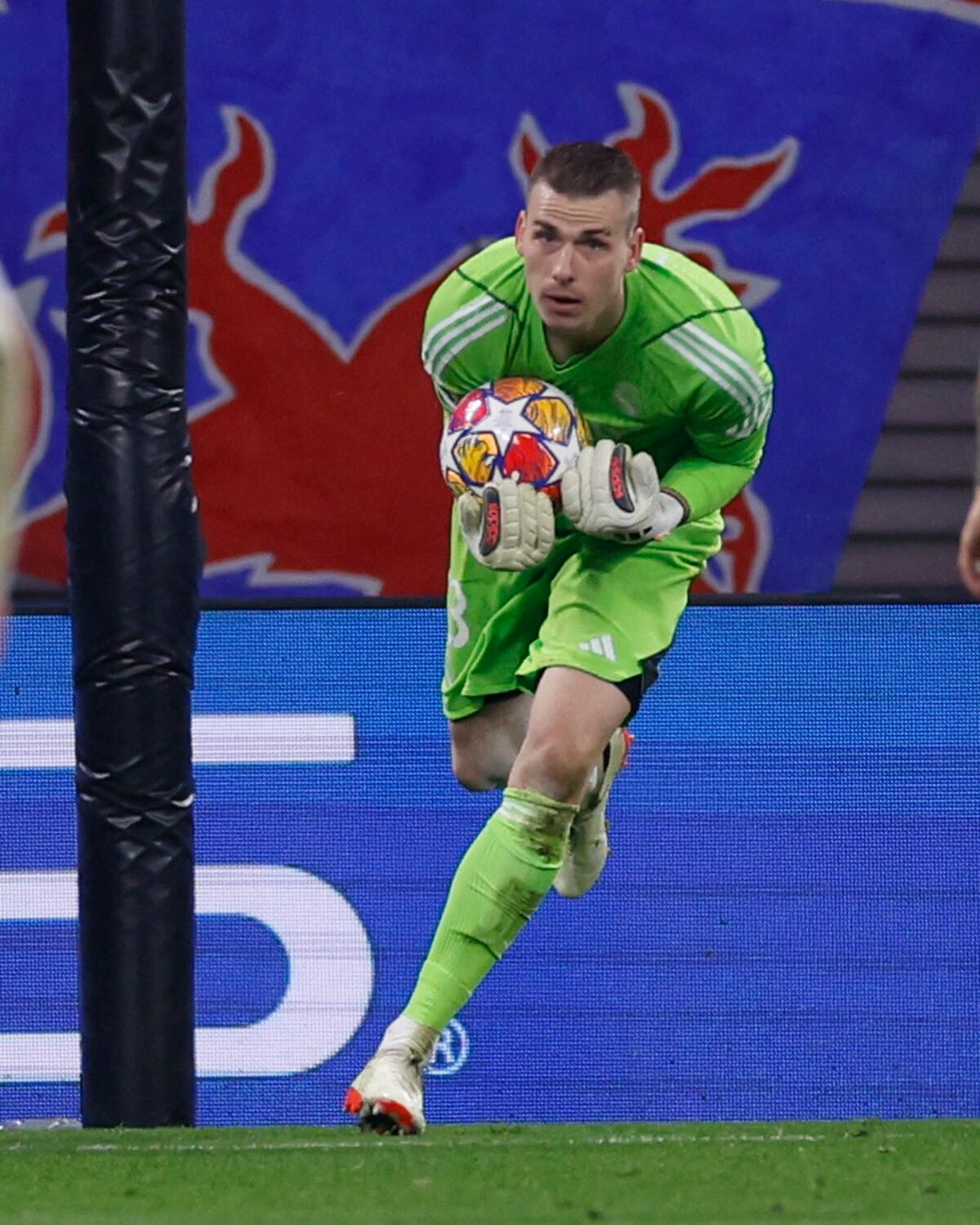 Lunin emula a Courtois en la Champions para la victoria del Real Madrid
