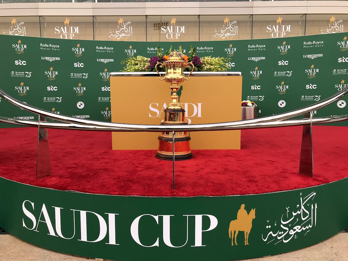 Maximum Security y el panameño Luis Sáez ganan la carrera de los 20 millones de dólares. Video