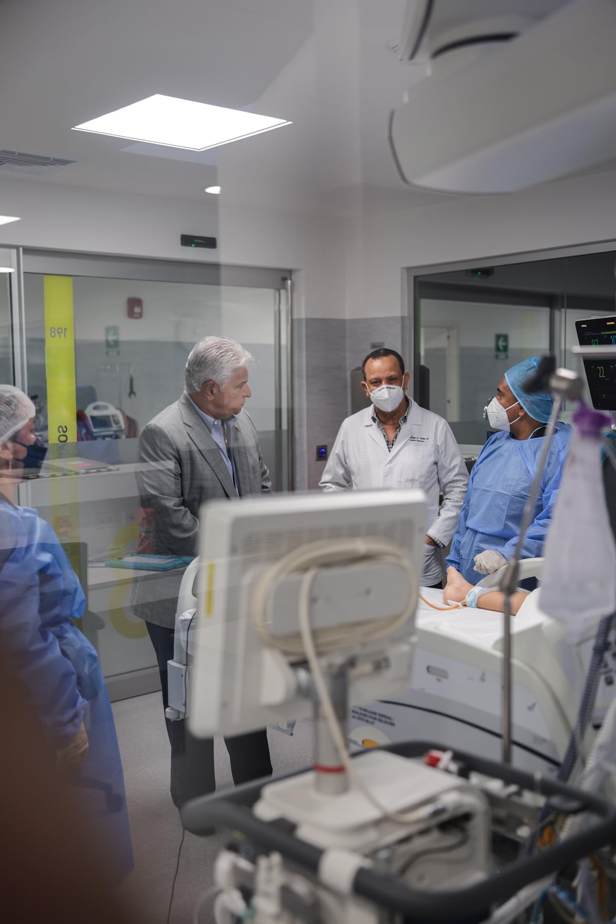 Esto no puede volver a pasar’: Mulino tras visitar a niña golpeada en protesta