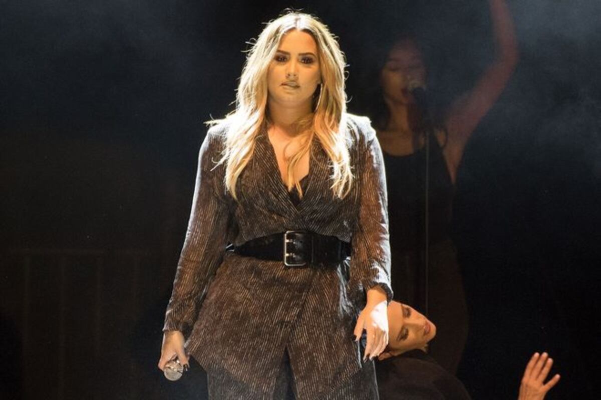 Demi Lovato continúa en el hospital y con complicaciones