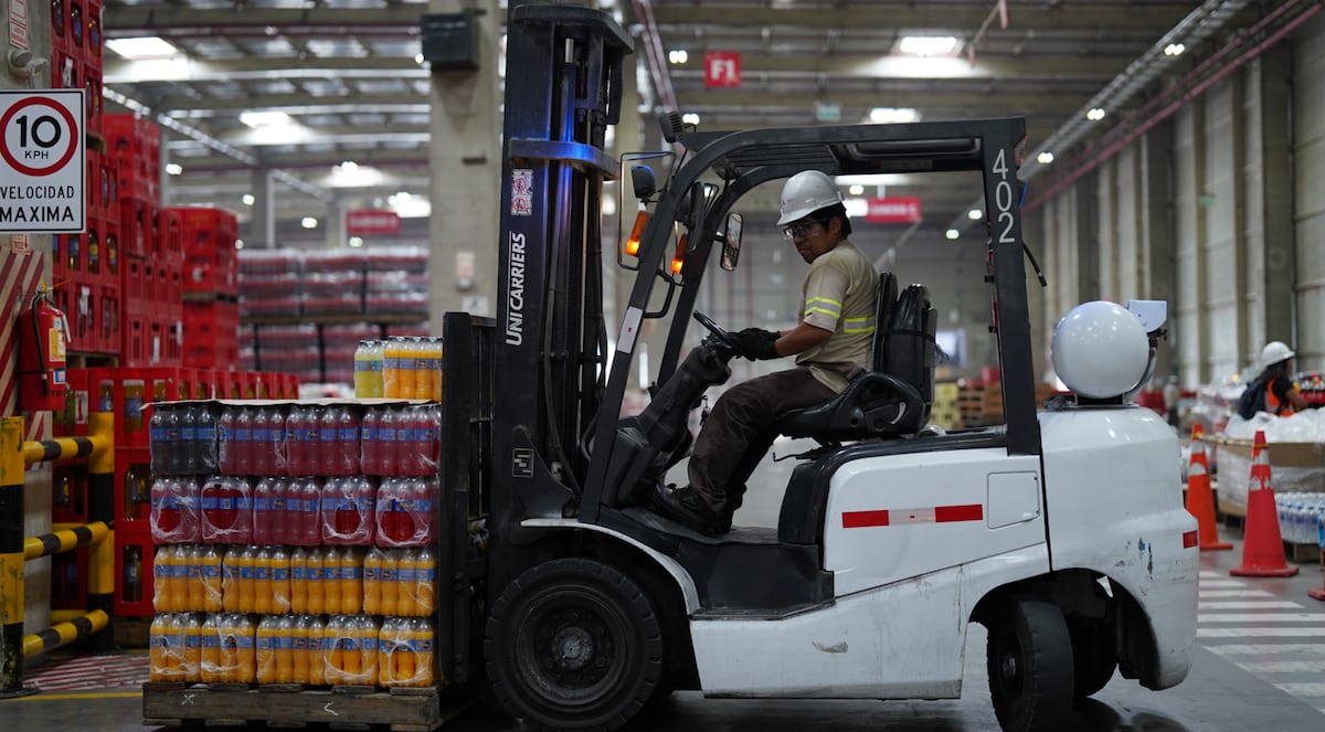 Así impulsa Coca-Cola empleo y crecimiento en Latinoamérica con su modelo local