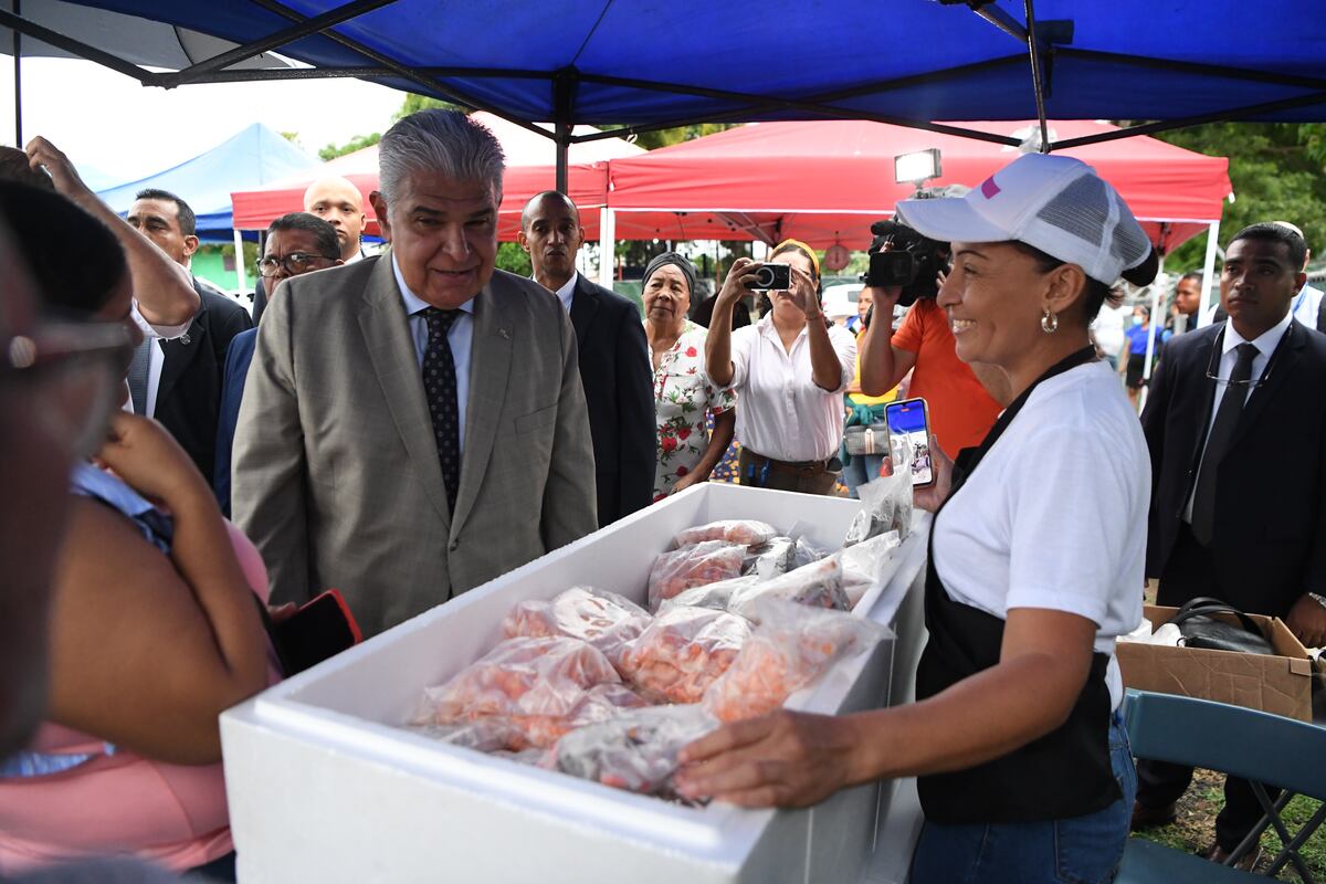 ‘Vendiste la CSS y estás tan tranquilo’ ¡La gente no se quedó callada! Mulino enfrenta gritos y reclamos en inauguración del IMA en Pan de Azúcar