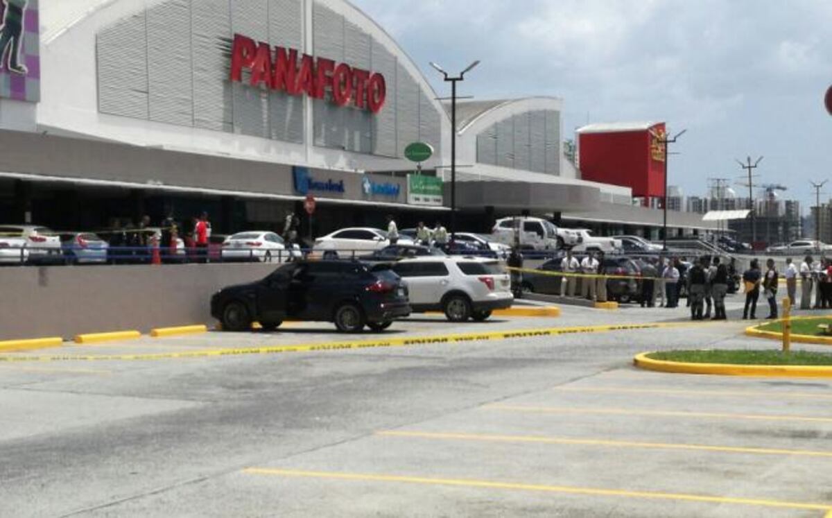 ¡TODO ESTABA PLANEADO! Muere segunda víctima por el tiroteo en Plaza Centennial
