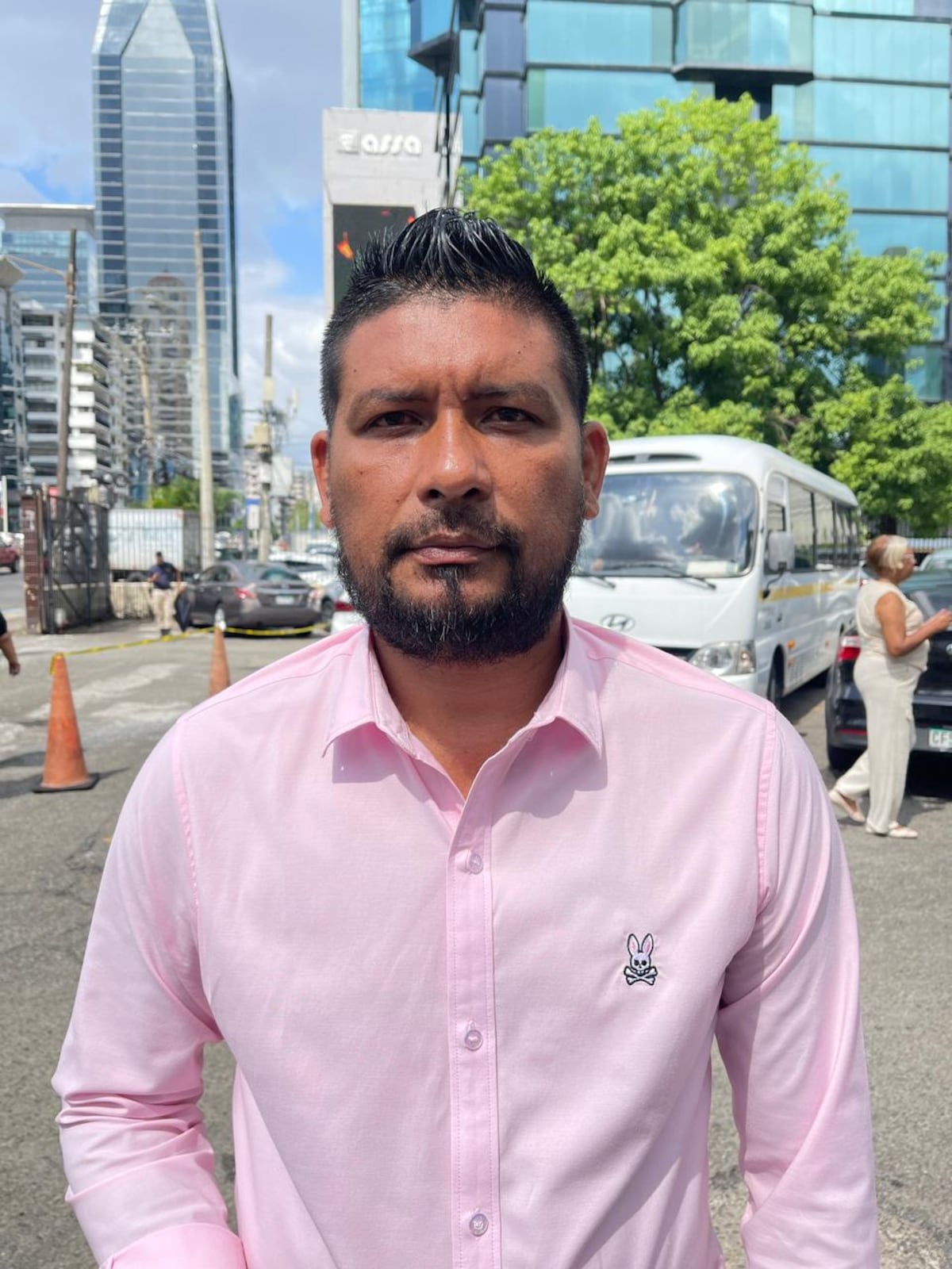 ‘La muerte puede alcanzarnos en cualquier momento’: La homilía que estremeció el adiós a Jesús ‘El Shark’ Alemán