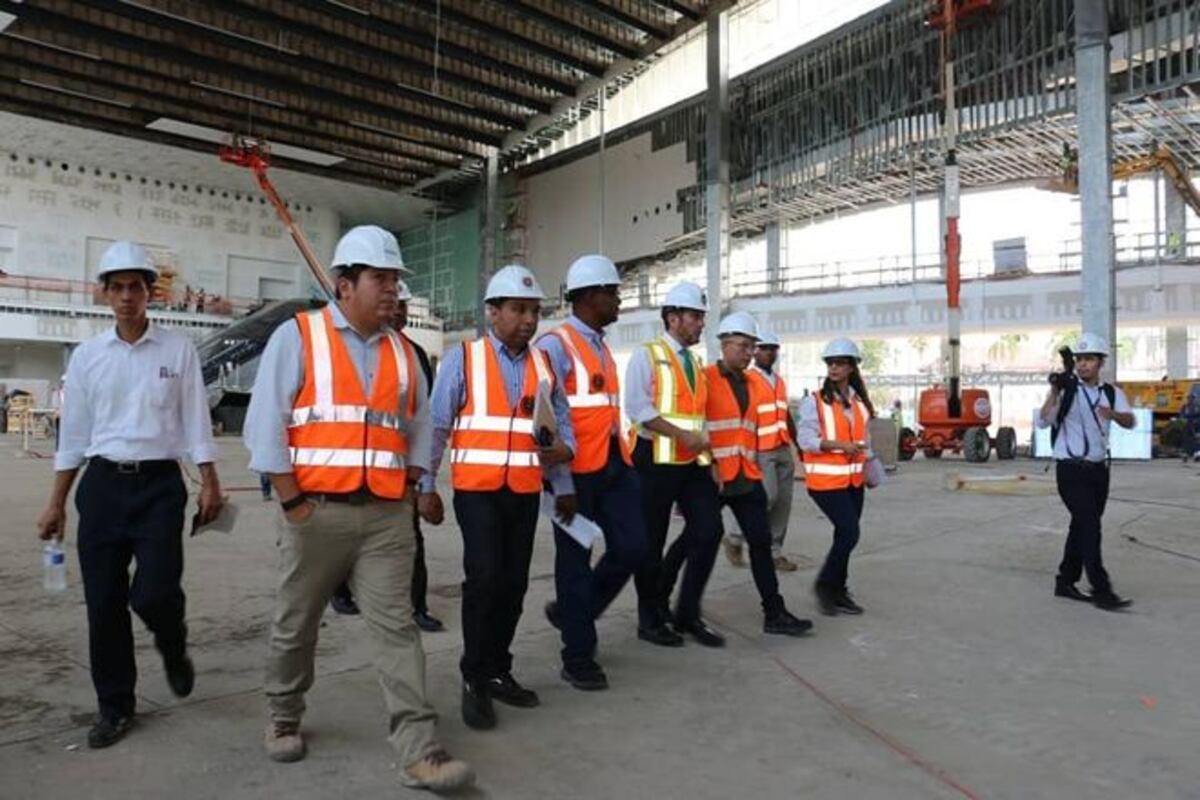 Nuevo escándalo.Detectan botellas en el Ipacoop con más de $1 millón en salarios