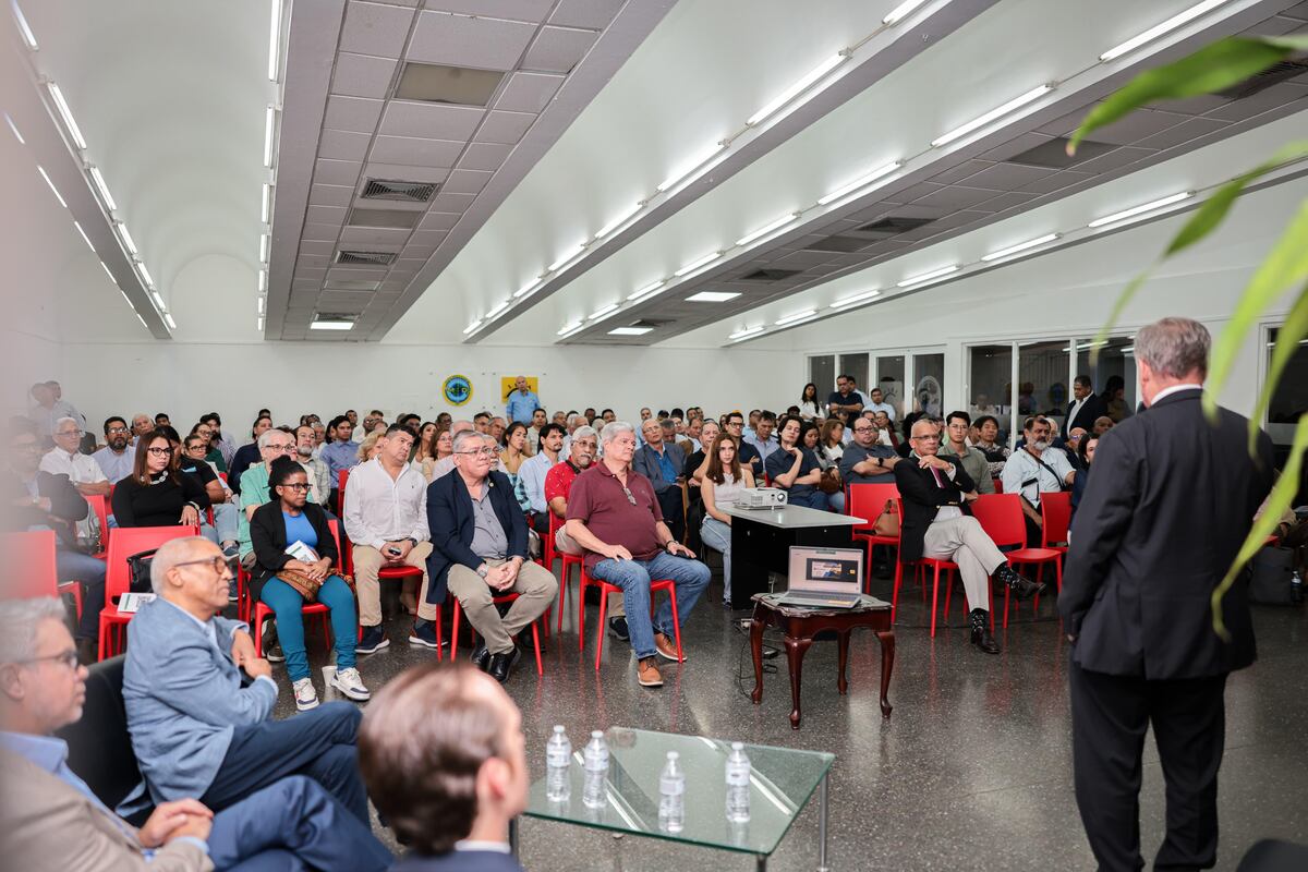 De Albrook a Divisa: así inicia el viaje del tren que promete mover a todo Panamá