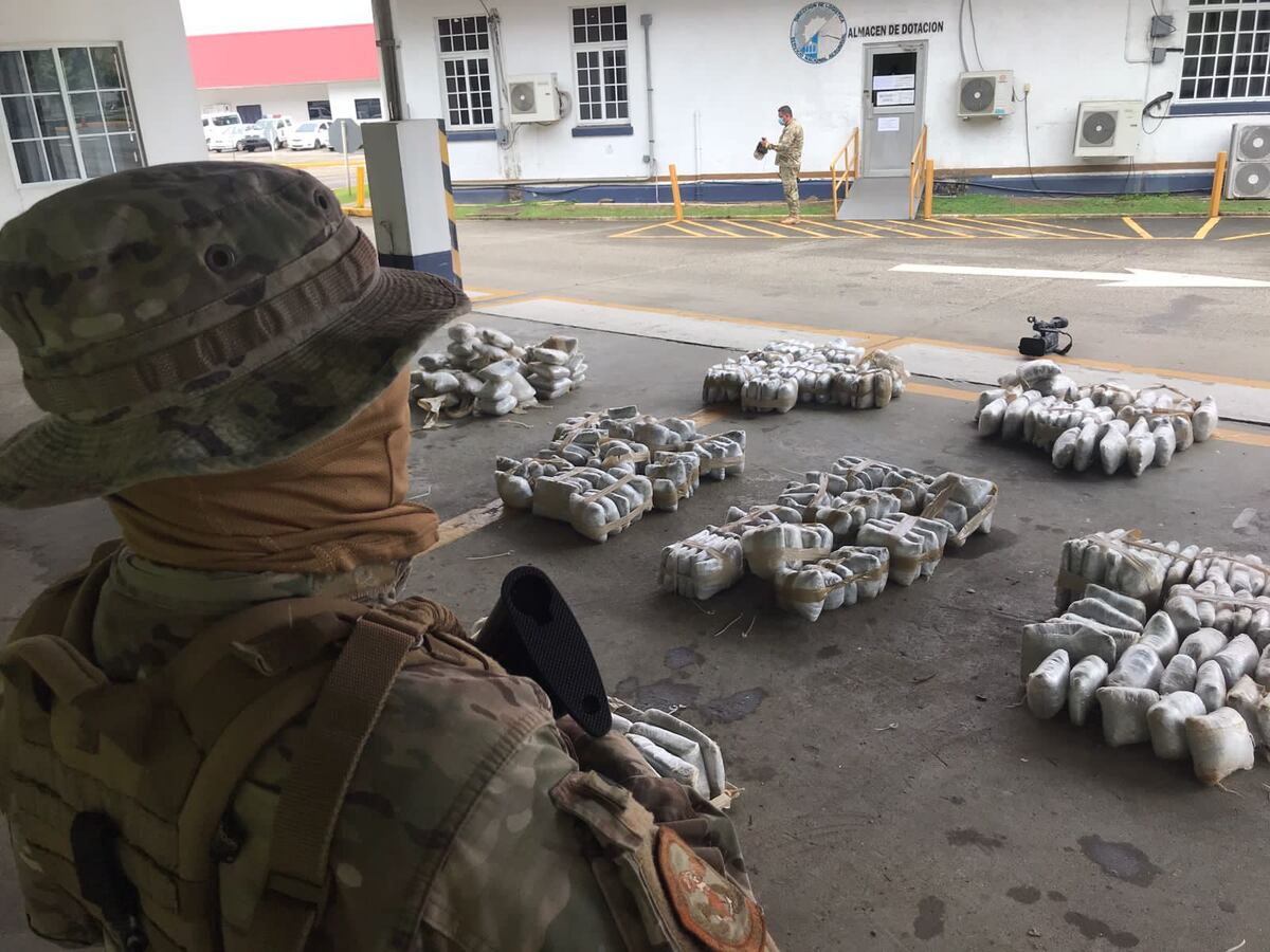 Panameño custodiaba droga con un fusil  en Vacamonte y es detenido por unidades del Senan