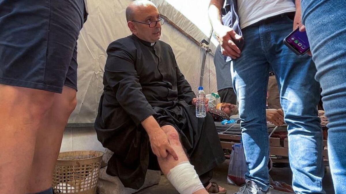 Ataque a iglesia en Gaza deja tres muertos y genera condena internacional