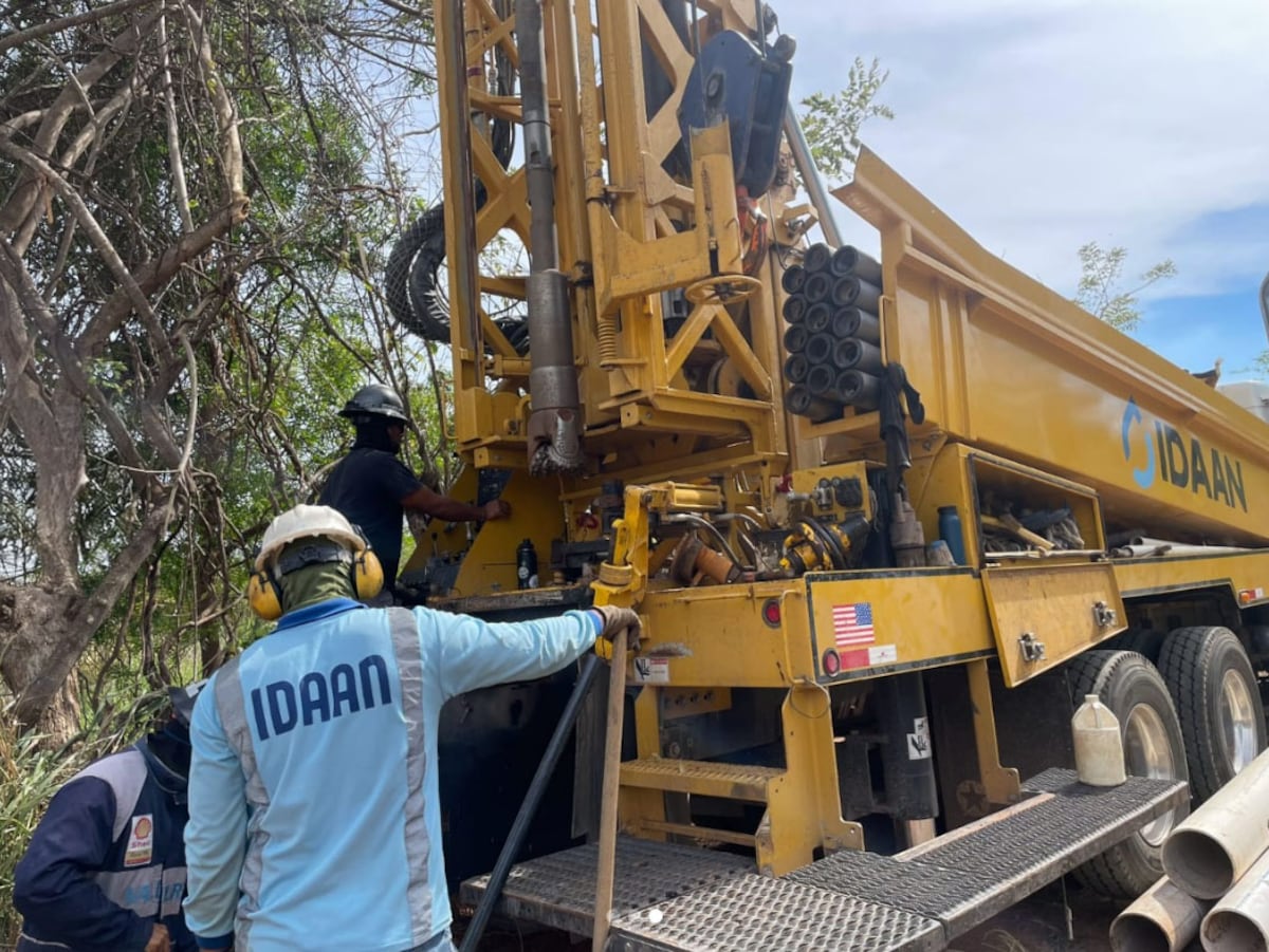 En Herrera el IDAAN perfora pozo profundo y promete más agua potable