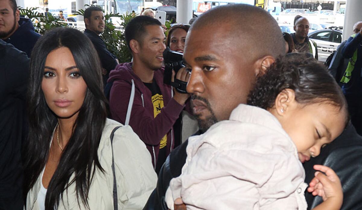 Ya nació la nueva hija de Kim Kardashian y Kanye West por vientre de alquiler