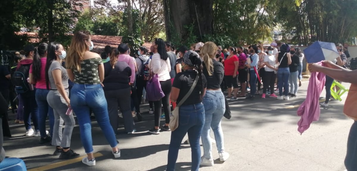 Mano negra. Tiradera entre representante PRD y Presidencia. ‘Si alguien del Gobierno piensa que con la jugada de no dar bonos a la Junta me friegan, se equivocan’, dice HR Pérez Herrera