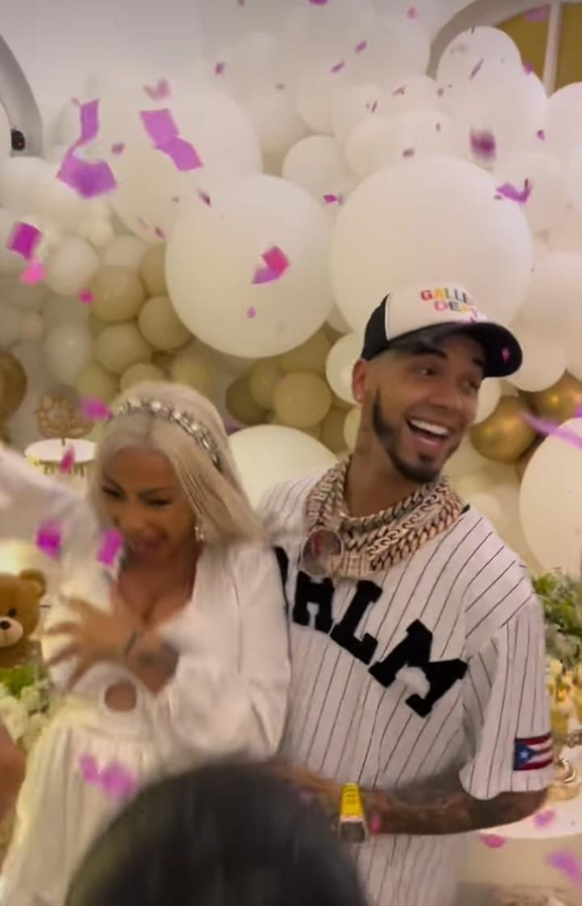 Viene la ‘Bebecita’.  Anuel y su mujer Yailín ‘la más viral’ están embarazados 