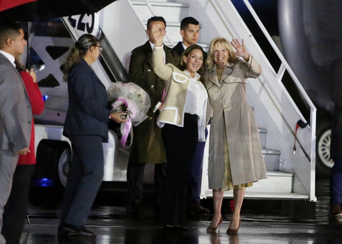 Jill Biden ya está en Ecuador y este viernes llega a Panamá