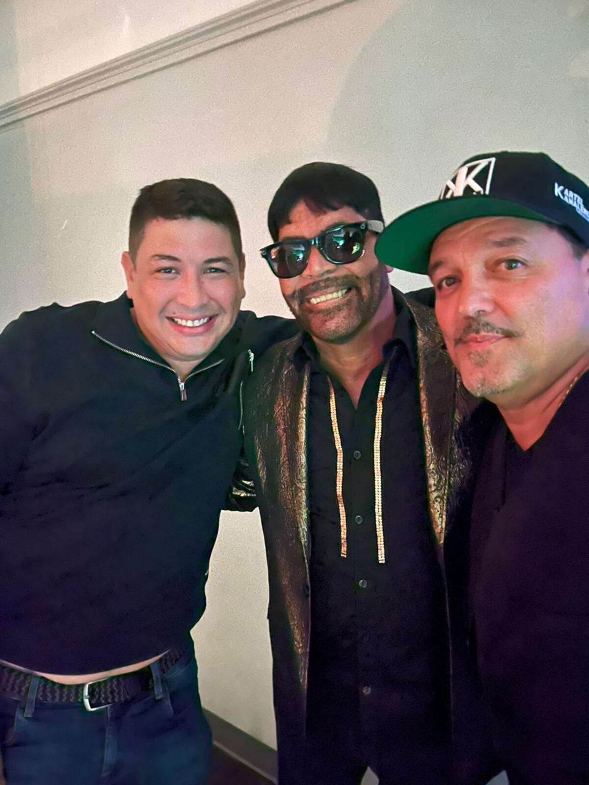 Roberto Blades reaparece en los estudios de grabación para darle vida ‘Lo nuevo y lo clásico’