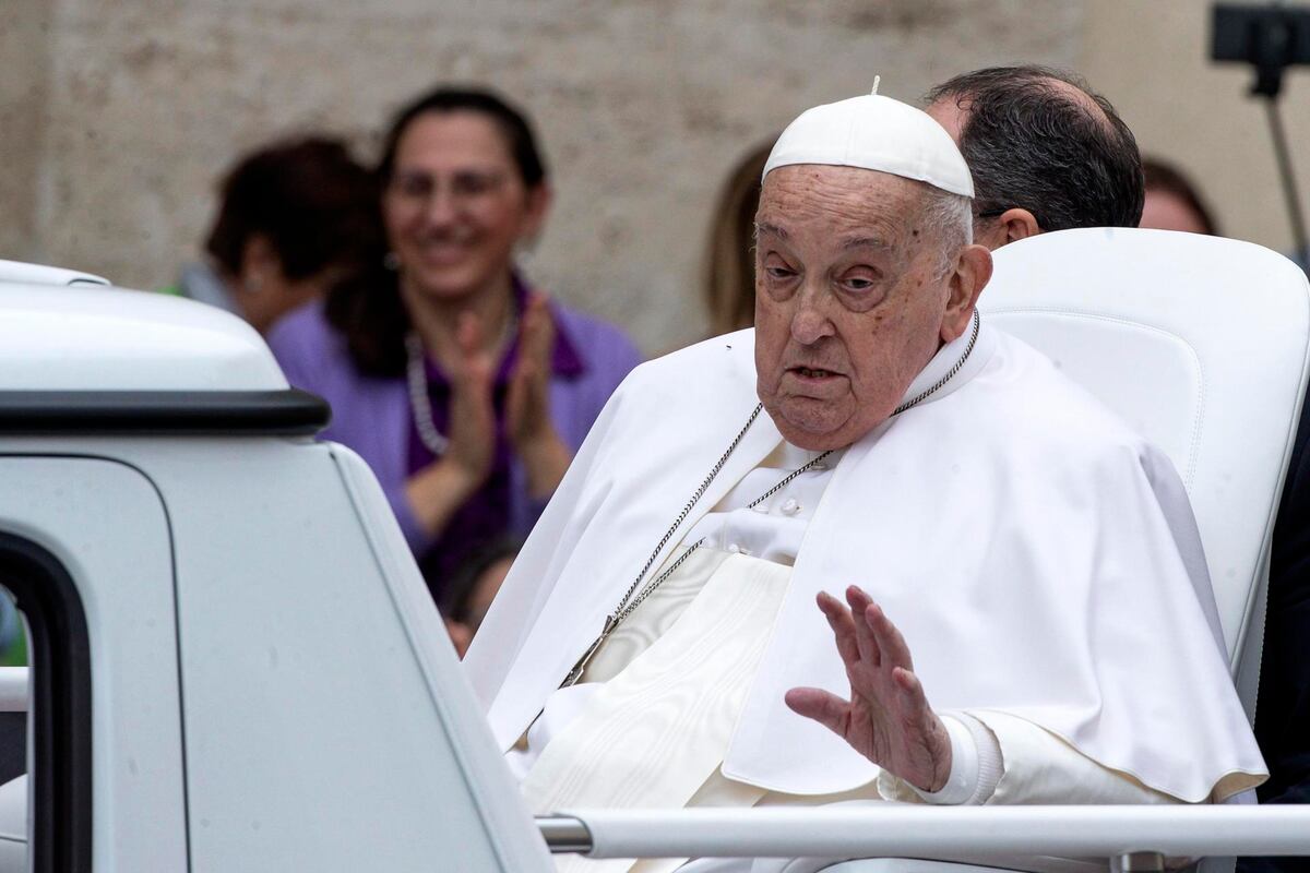 Papamóvil se convierte en hospital para Gaza: el último deseo del papa Francisco