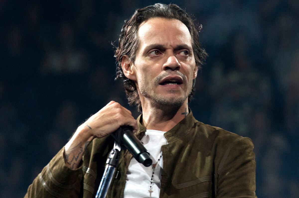 El contador de Marc Anthony lo estafó metiendo yates y  strippers como gastos