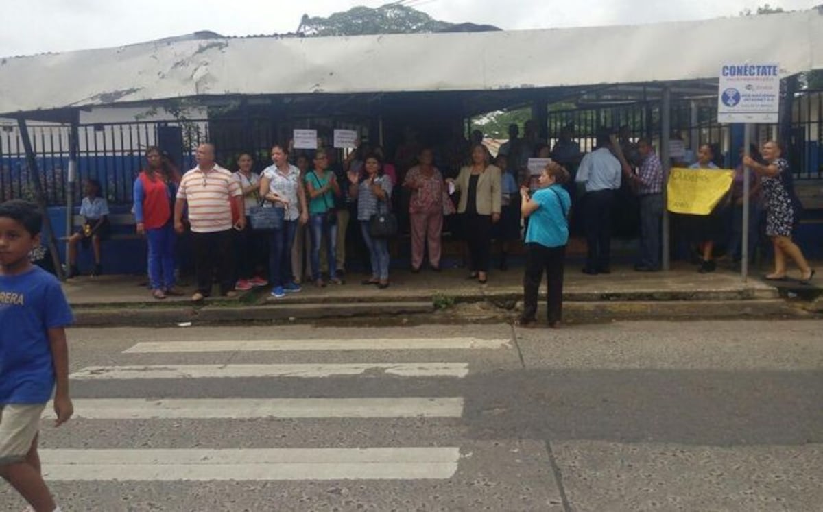 Profesores piden arreglos para Escuela Villa Catalina en Don Bosco