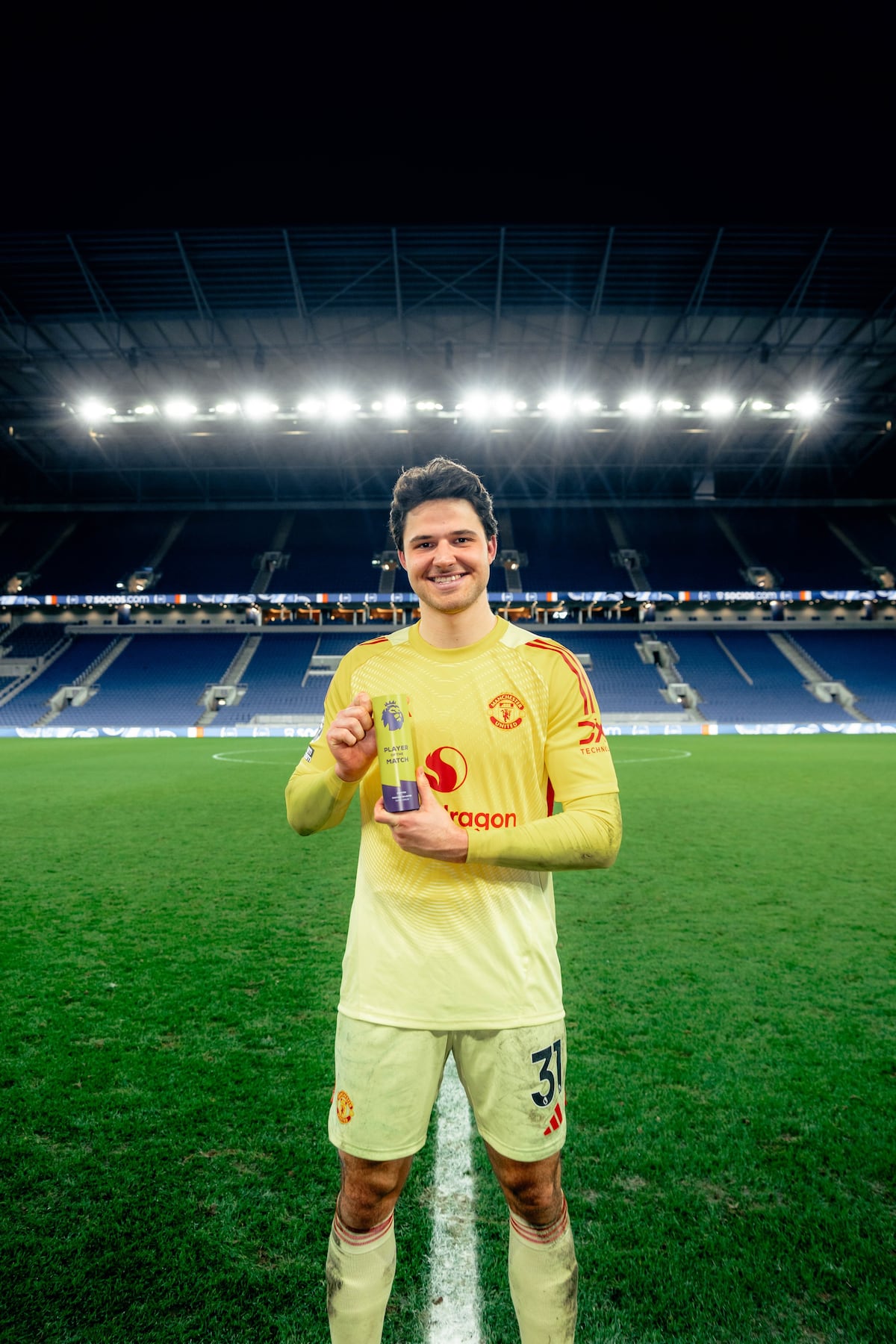 Manchester United sigue invicto: Sesko marca el gol de la victoria en Everton