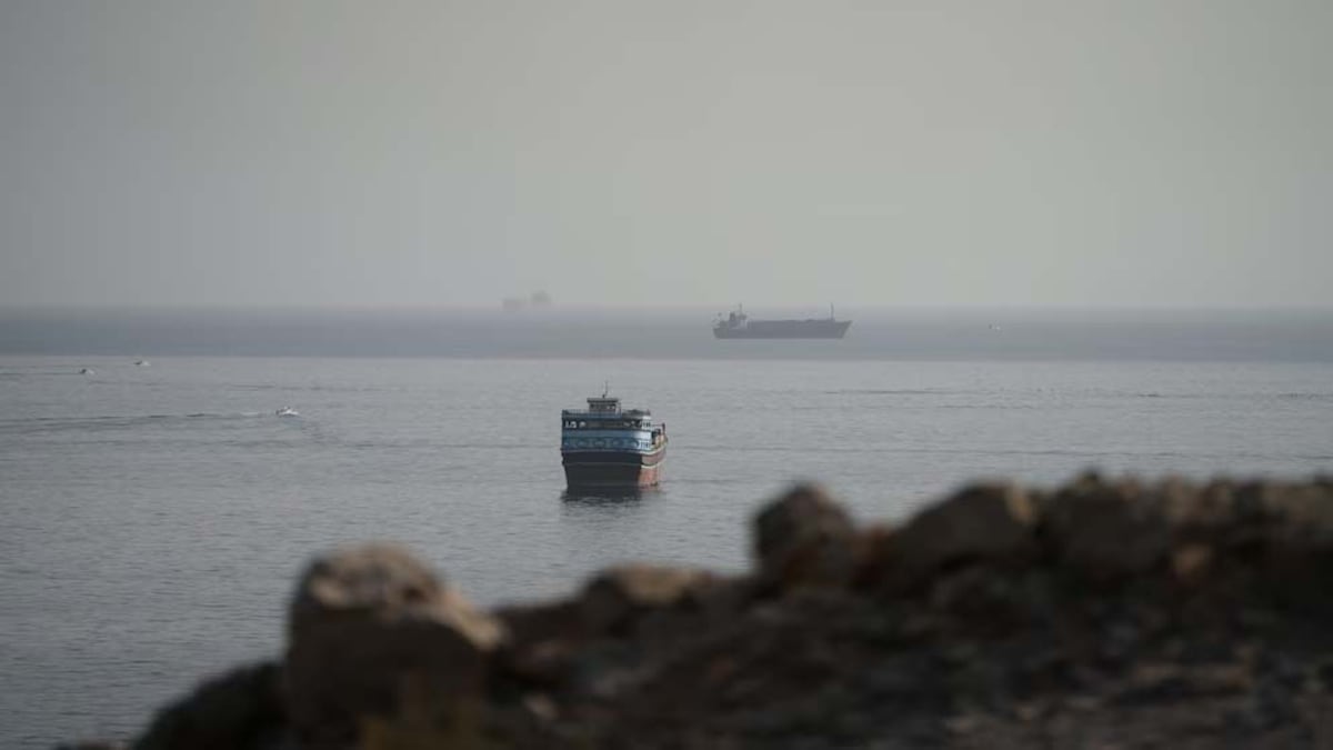 Irán y Omán ultiman acuerdo para crear una nueva ruta marítima en el estrecho de Ormuz