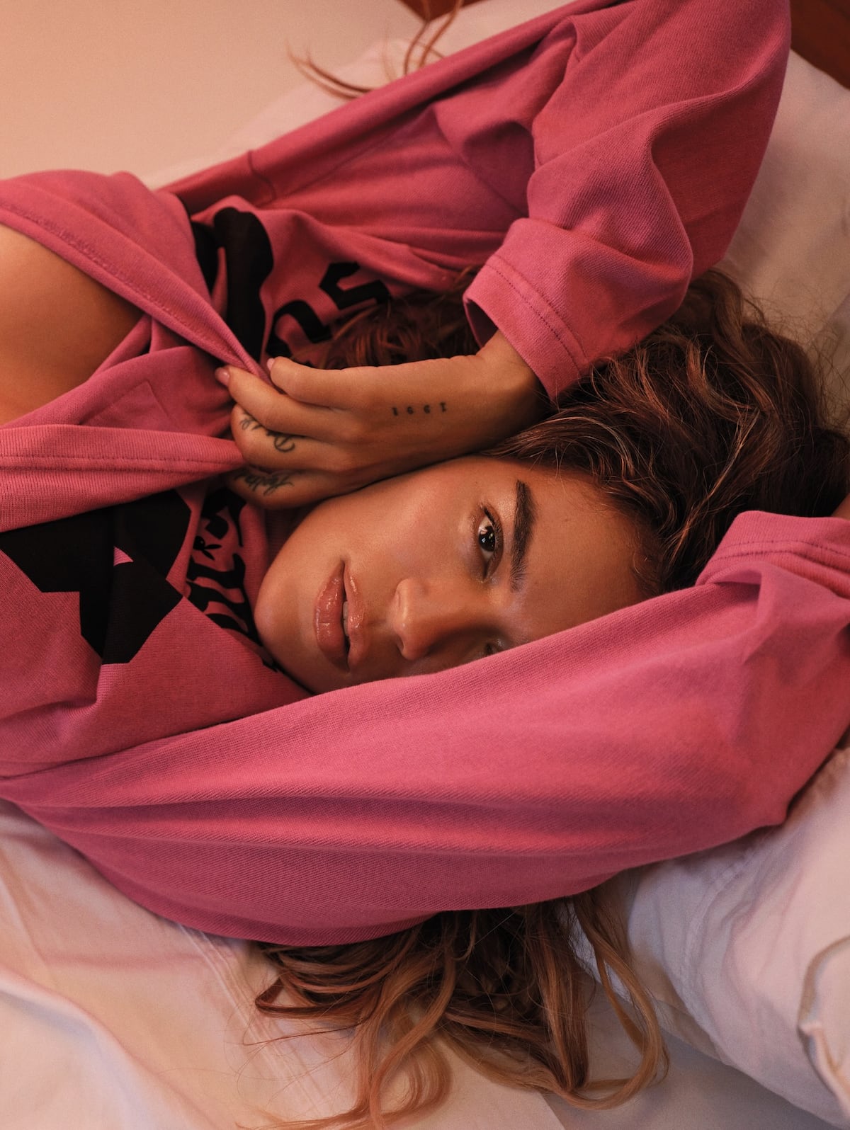 ‘La vida me pisoteó’: Karol G habla por primera vez de su separación con Feid en entrevista para Playboy +FOTOS HOT🔥🔥🔥