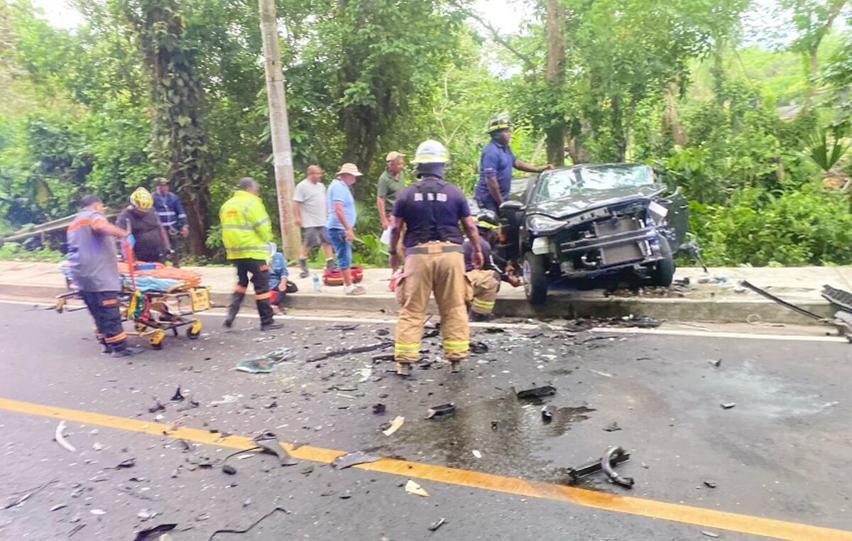 Cinco personas lesionadas en accidente vehicular en la vía ‘Diversión’